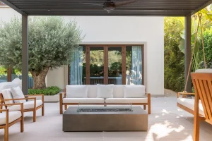 The Best Layouts For Luxury Outdoor Kitchens
